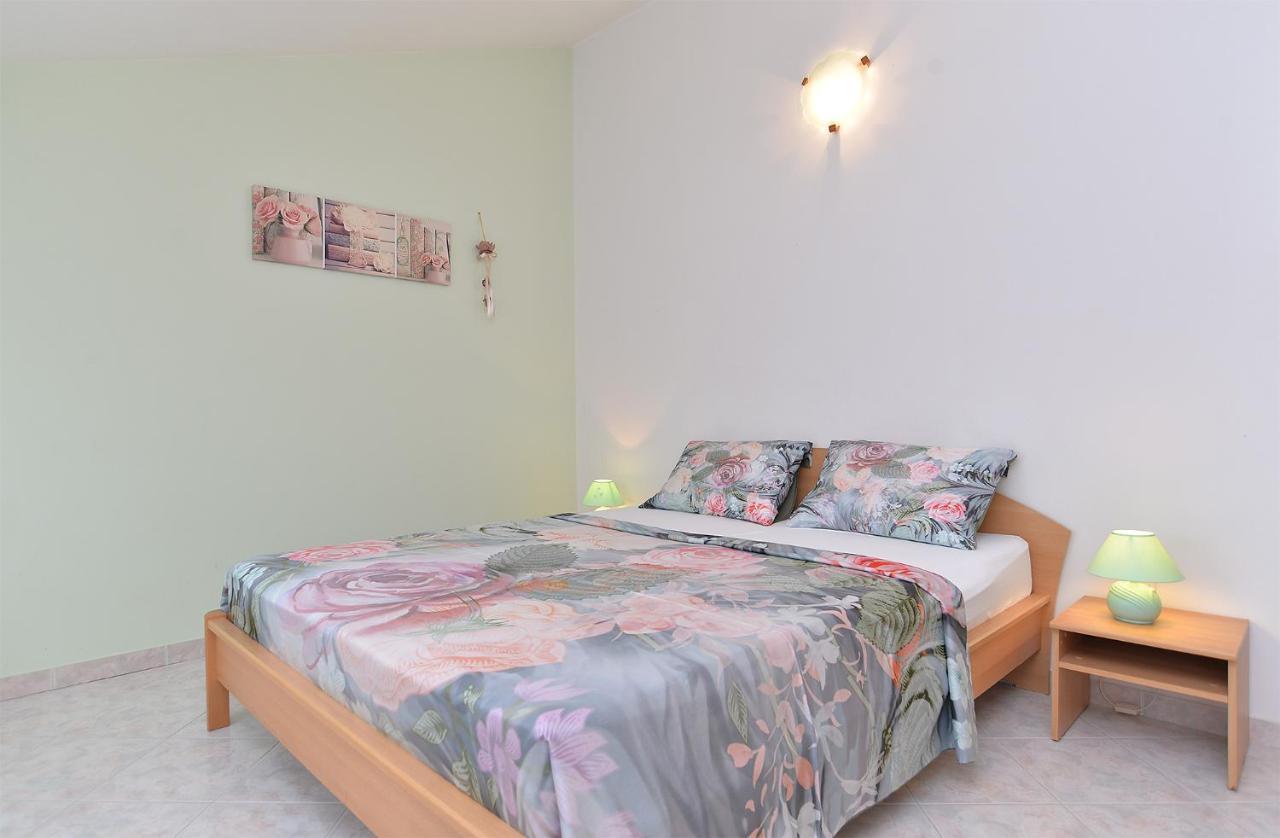 Apartman Mira 1293 Fažana