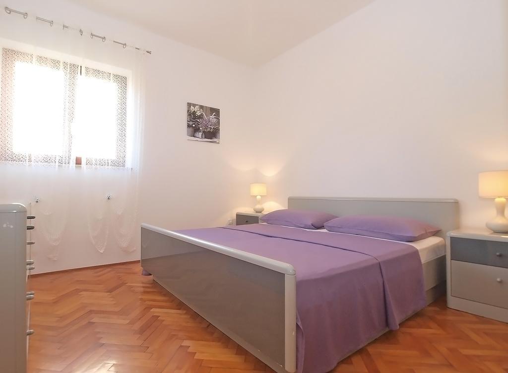 Mira 1293 Apartman *