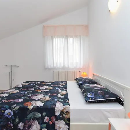 Apartments Mira 1293 Fažana Extérieur photo