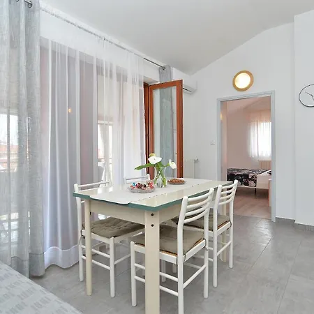 Apartments Mira 1293 Fažana Extérieur photo