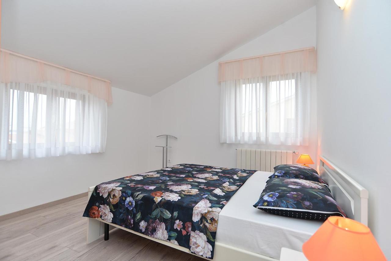 Mira 1293 Apartment *