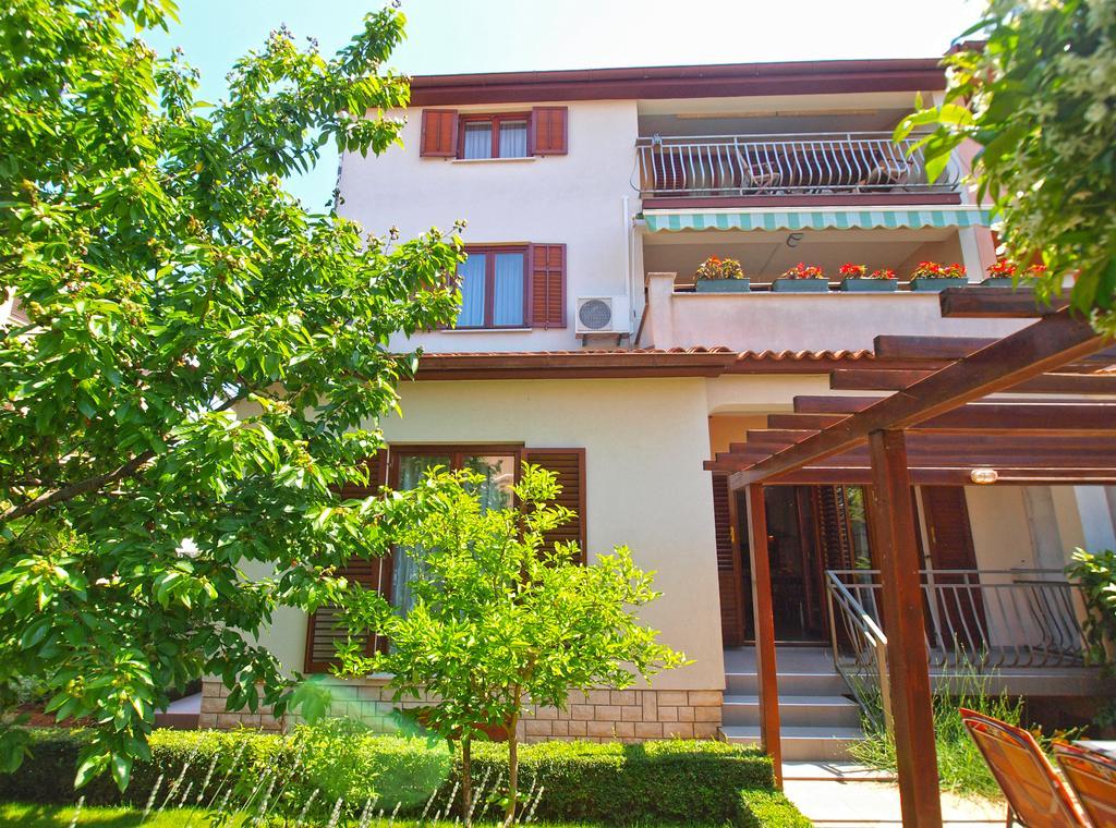 Apartment Mira 1293